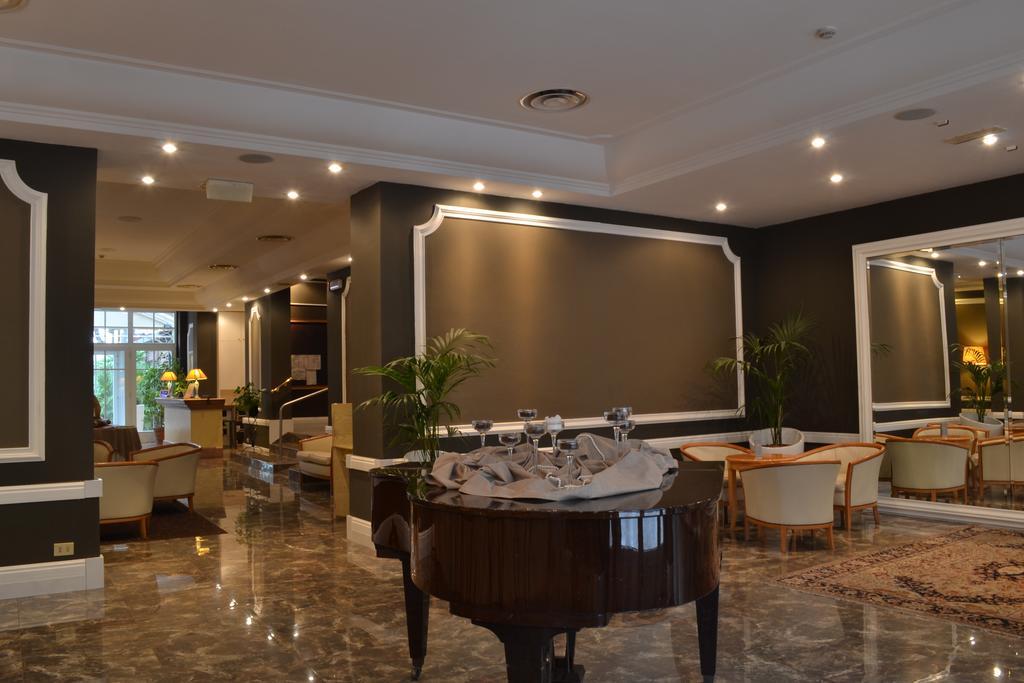 Hotel Adriatica Ambienthotels Rímini