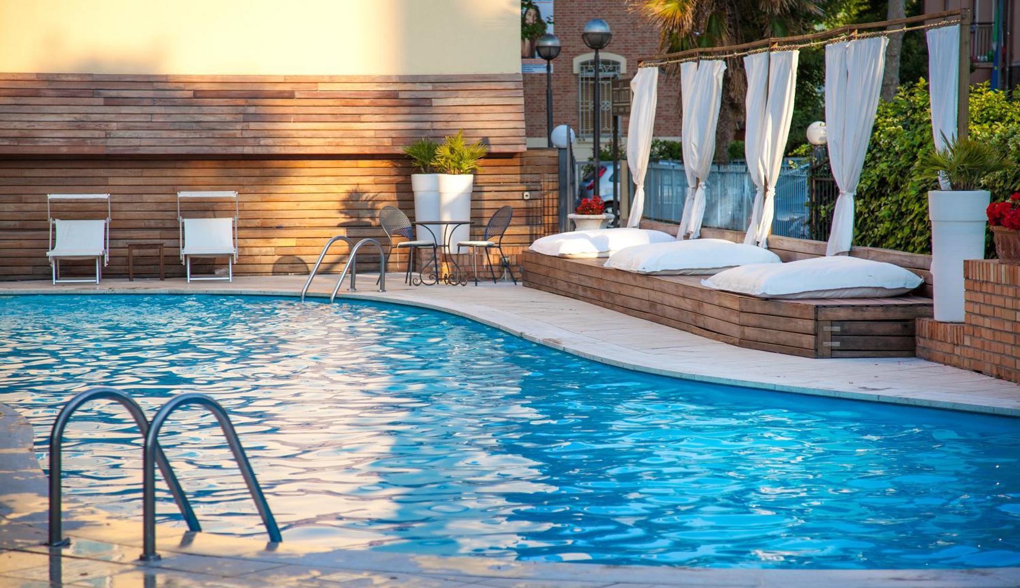 Hotel Adriatica Ambienthotels 4*