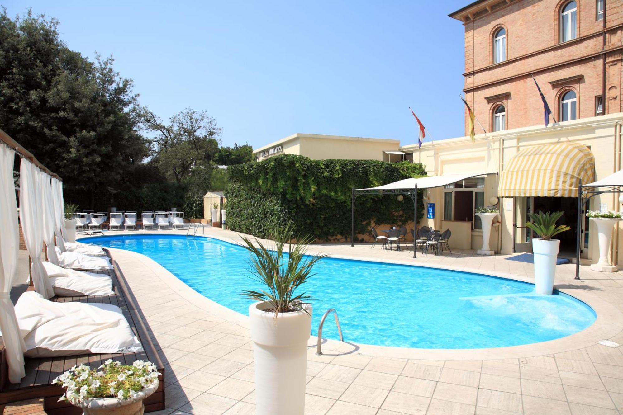 Hotel Adriatica Ambienthotels 4*