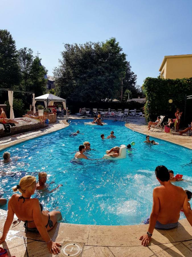 Hotel Adriatica Ambienthotels 4*